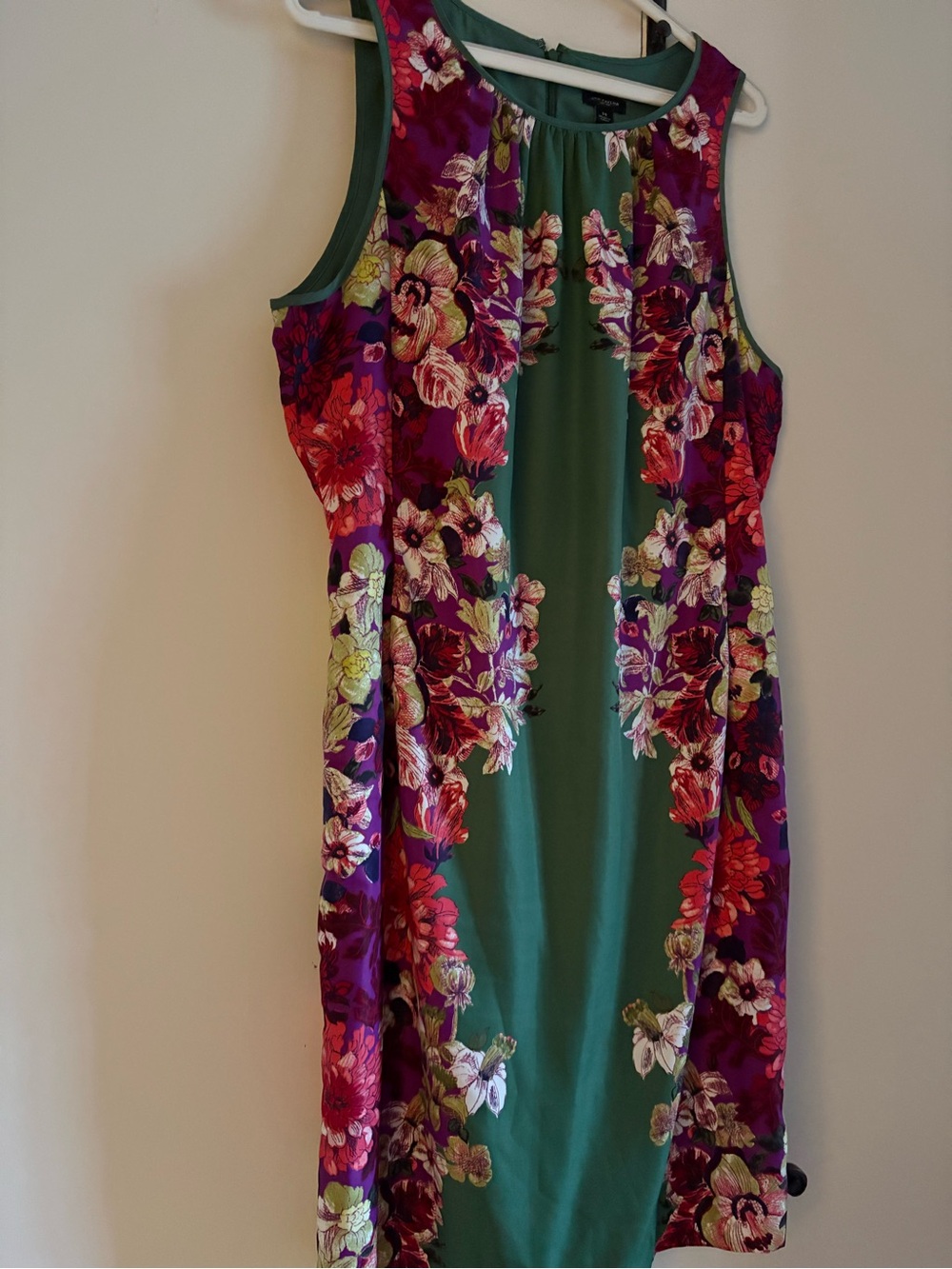 Sleeveless Floral Sheath Dress in Green and Purple